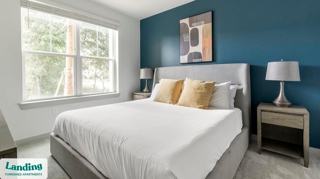 Photo - 1148 N Main St Unidad 137