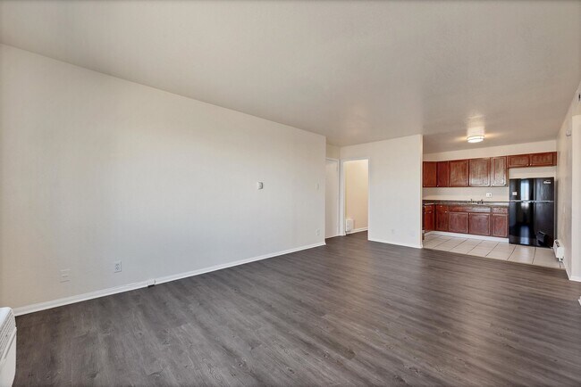 Del Mar Garden Apartments
