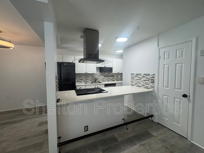 Building Photo - 8029 E Glenrosa Ave Rental