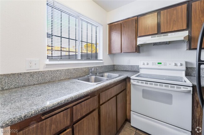 Building Photo - 3361 Civic Center Dr Rental