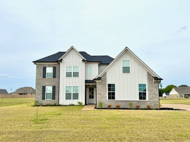 Building Photo - Now Leasing a Spacious 5-Bedroom 3 Bath Ho... Rental