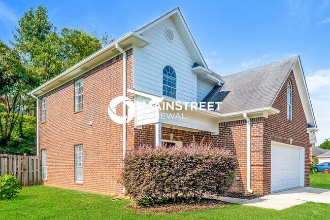 Photo - 3 Bedroom Pet-Friendly Home in GARDENDALE, AL with Main Street Renewal