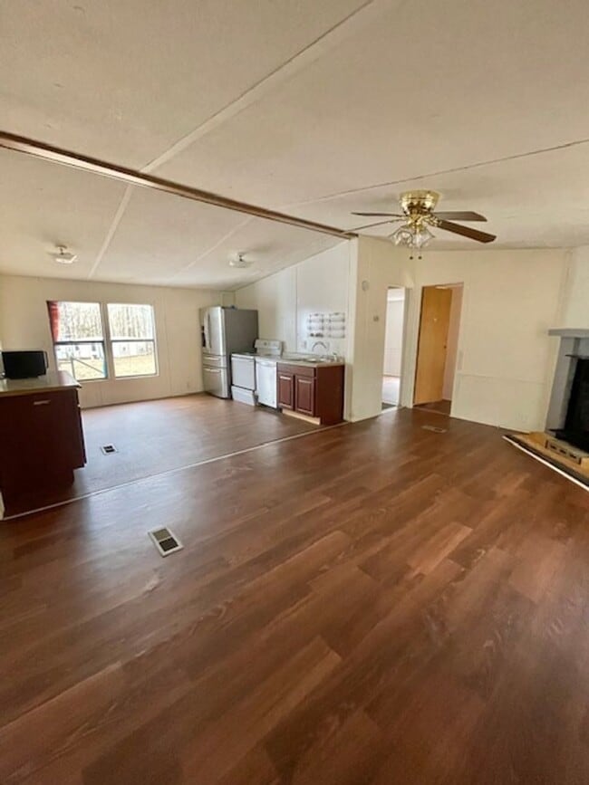 Photo - Near Bleeker Junction