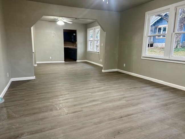 Photo - 3 Bedroom and 2 Bathroom Home in Shawnee