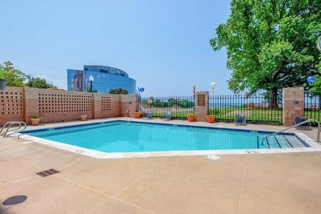 River Park Tower Apartment Homes