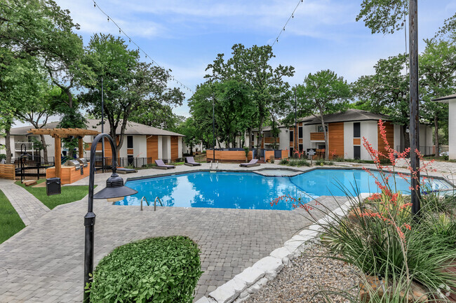 Building Photo - The Washington Apartment Homes