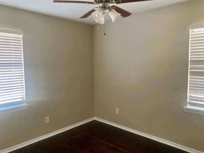 Photo - 1211 Stone Dr