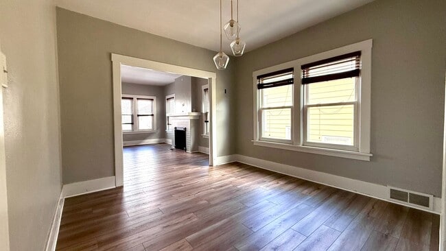 Photo - 771 Amherst St Unit 2