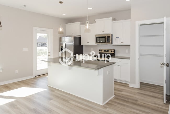 Photo - Fantastic 3bd/2ba home! Let yourself in!