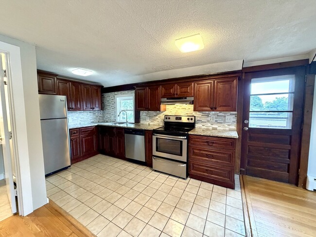 Photo - 18 Japonica St Unit 3