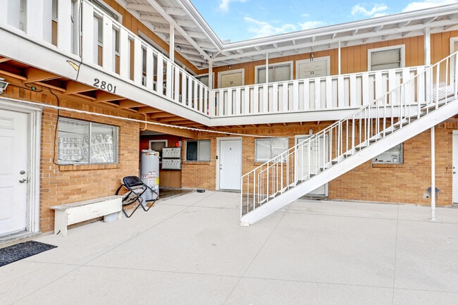 Photo - 2801 Carrolton St Apartamentos Unidad 2801 Carrolton St