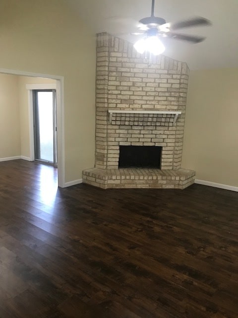 Sala de estar principal n.° 1 - 2043 Goodwin Dr