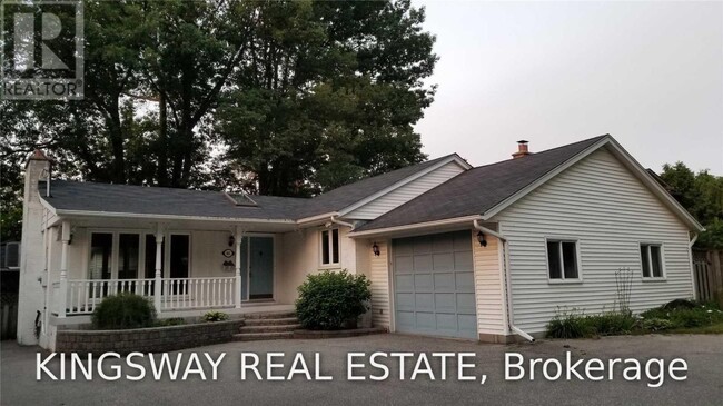 Photo - 465 Maple Grove Dr
