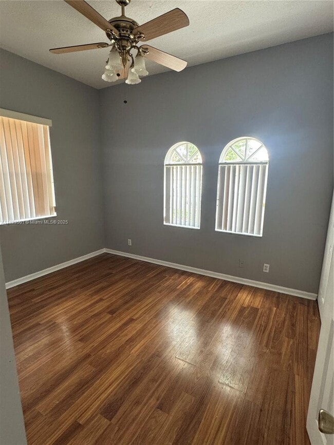 Building Photo - 3845 NW 43rd Ter Rental
