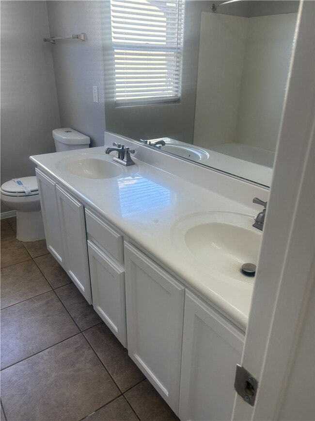 Building Photo - 8985 S Durango Dr Unit 2072