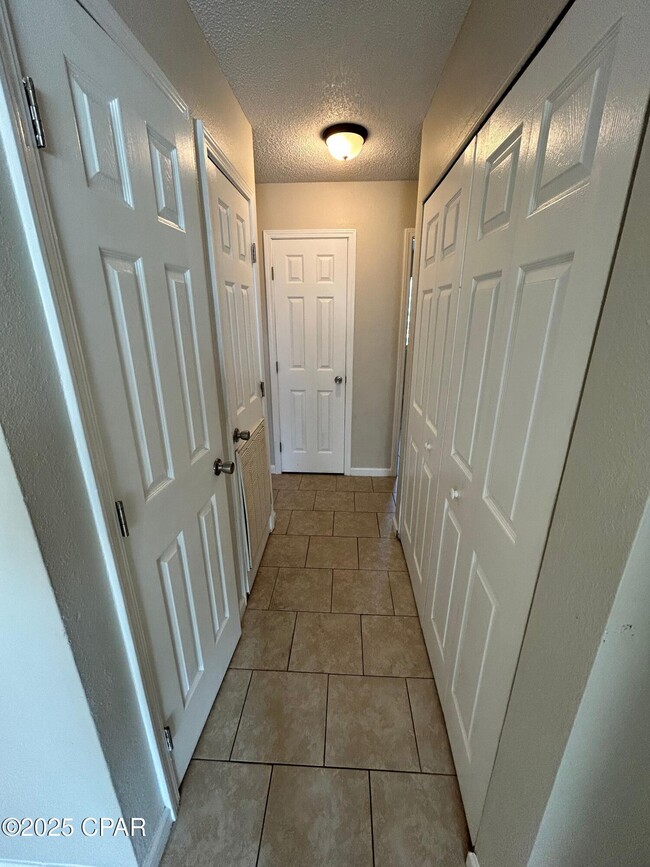 Photo - 3914 E 11th St Unit 101