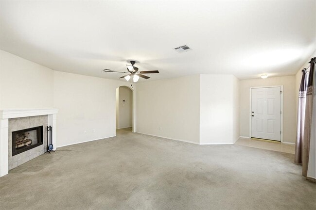 Photo - 3807 Haleys Way