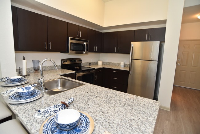 Photo - Compson Place Apartments