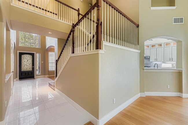 Photo - 1028 Horseback Hollow