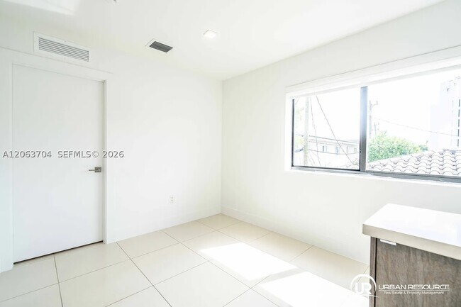 122 Bay Dr E Unit 122