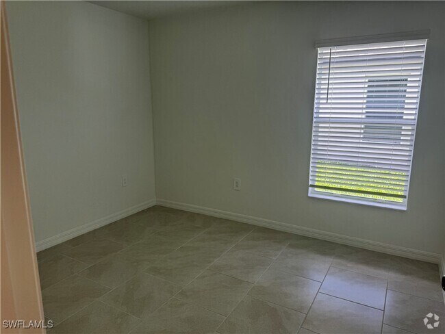 Building Photo - 17616 Paradiso Wy Rental