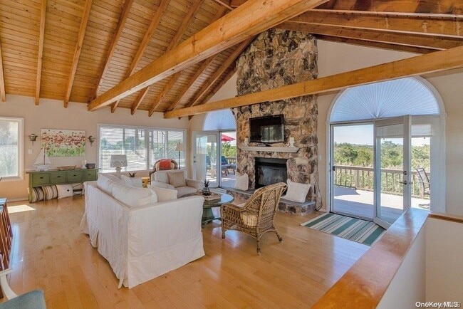 Photo - 12 Sea Breeze Walk