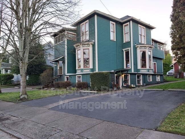 Building Photo - 218 NW 21st St Unit #4 Rental