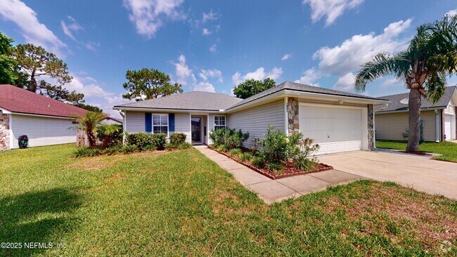 Building Photo - 1921 Willesdon Dr W Rental