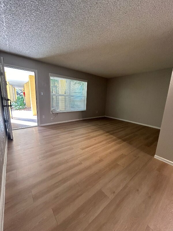 Photo - 1345 S Kolb Rd Unidad TBD