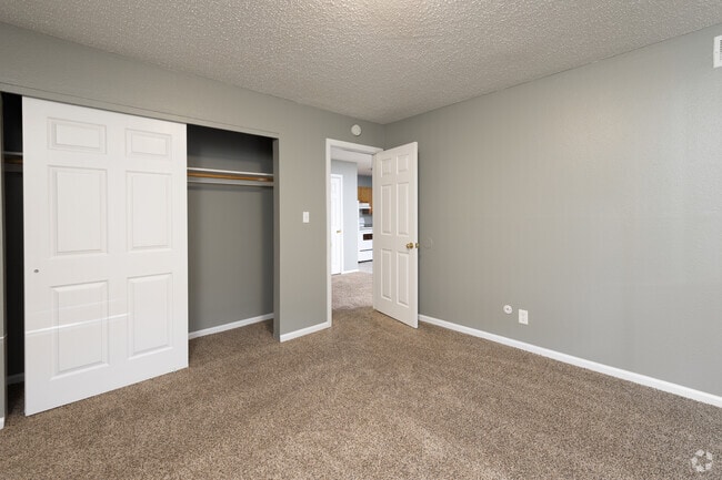 1BD, 1BA - 660SF