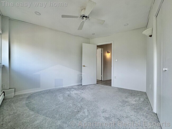 Photo - 348 Franklin St Unit #4D