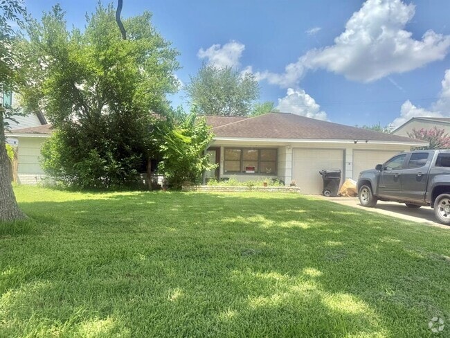 Building Photo - 1509 Ronson Rd Rental