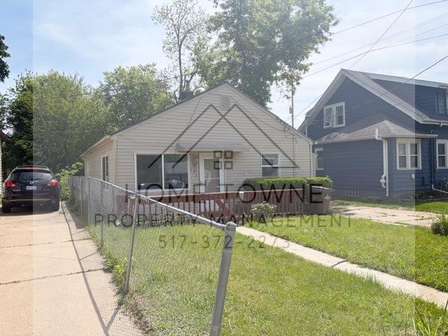 Photo - 810 Comfort St