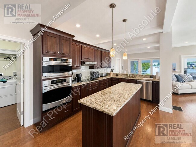 9 Nowell Ct