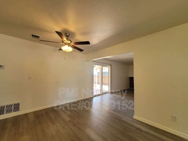 Photo - 1325 Canterbury Dr