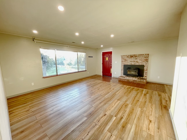 Photo - 9733 Hidden Ln