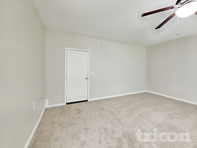 Photo - 1283 Cypress Trce