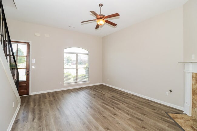 Photo - 110 Birch Springs Dr