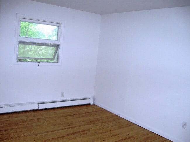 Photo - 12 Arbor Hill Drive