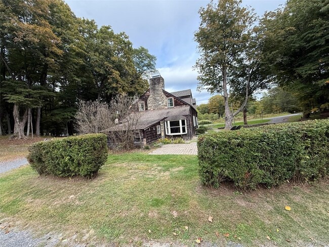 241 White Bridge Rd