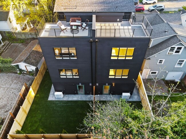 Photo - Modern Elegance in the Heart of Wallingford