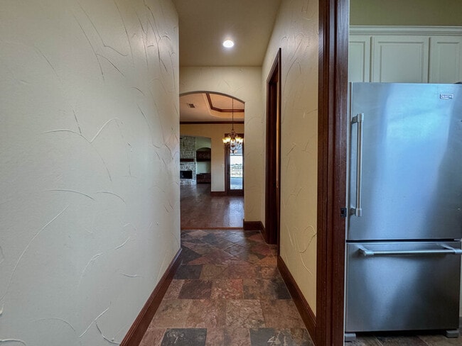 Photo - 1559 E Blackjack Rd E