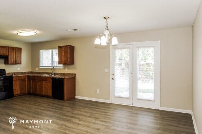 Photo - 143 Olympia Dr