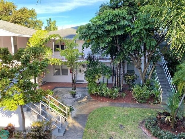 Photo - 306 N Lakeside Ct Apartment Unit A2