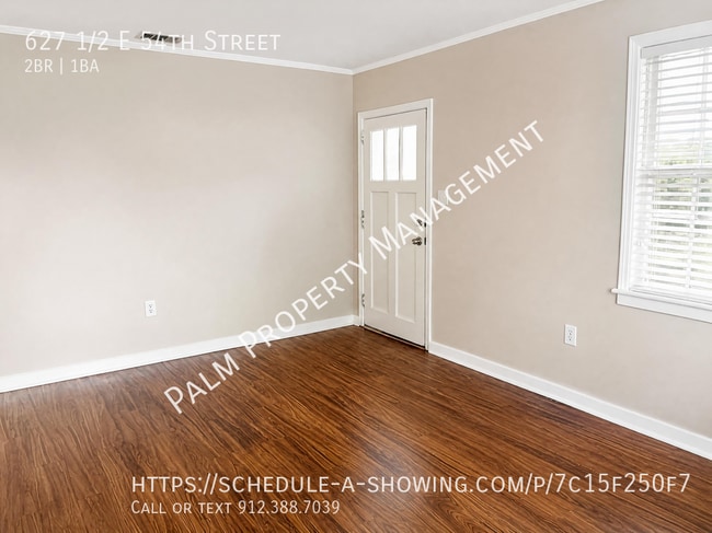 Photo - 627 1/2 E 54th Street-