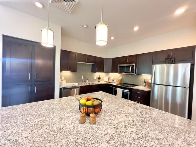 Photo - 5900 S Gilbert Rd