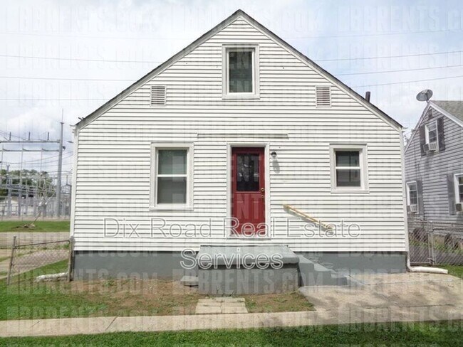 1255 Hooven Ave