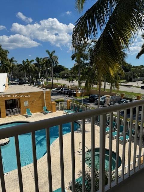 Photo - 1450 SE 3rd Ave Unidad 302