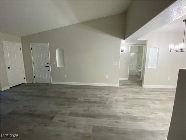 Building Photo - 3318 N Decatur Blvd Unit 2039 Rental