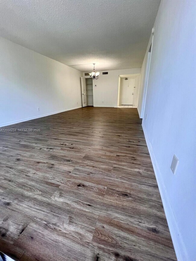 Photo - 700 NW 214th St Unit 411